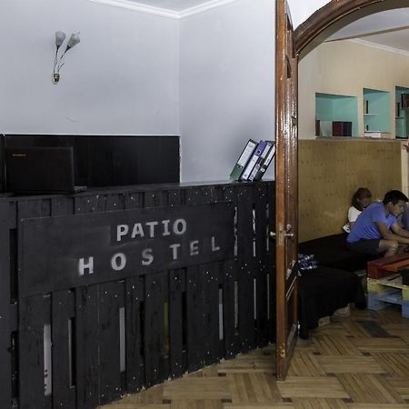 Patio Hostel Tbilisi Buitenkant foto