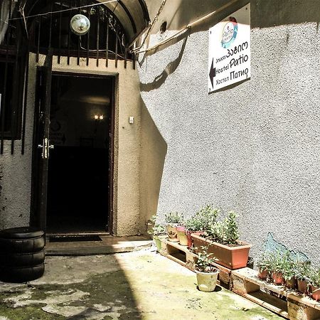 Patio Hostel Tbilisi Buitenkant foto