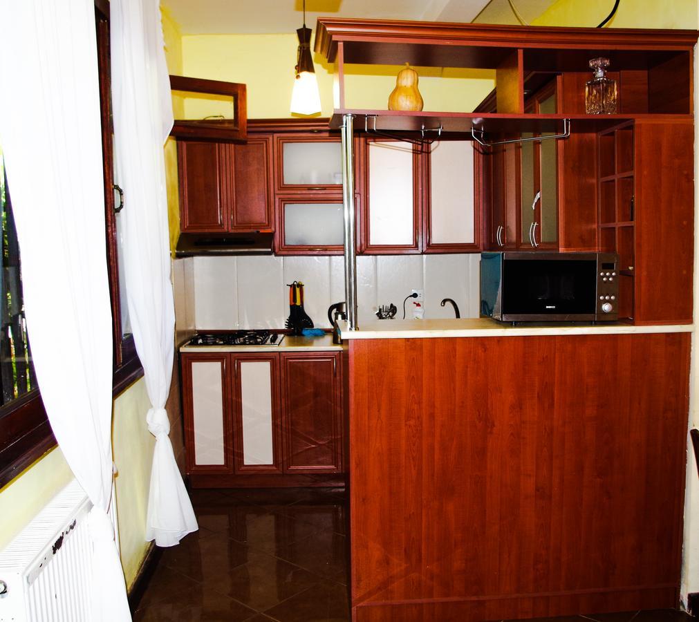 Patio Hostel Tbilisi Buitenkant foto