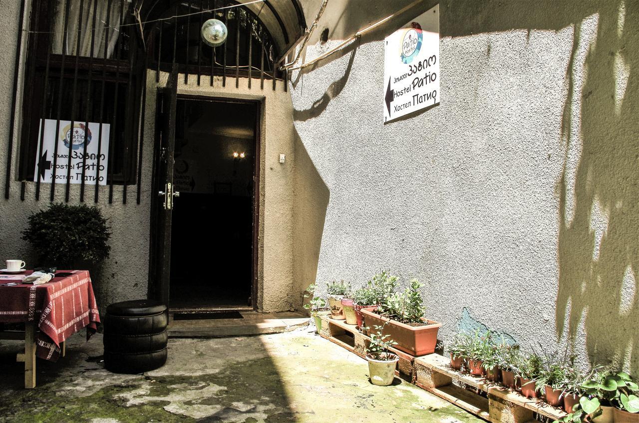Patio Hostel Tbilisi Buitenkant foto